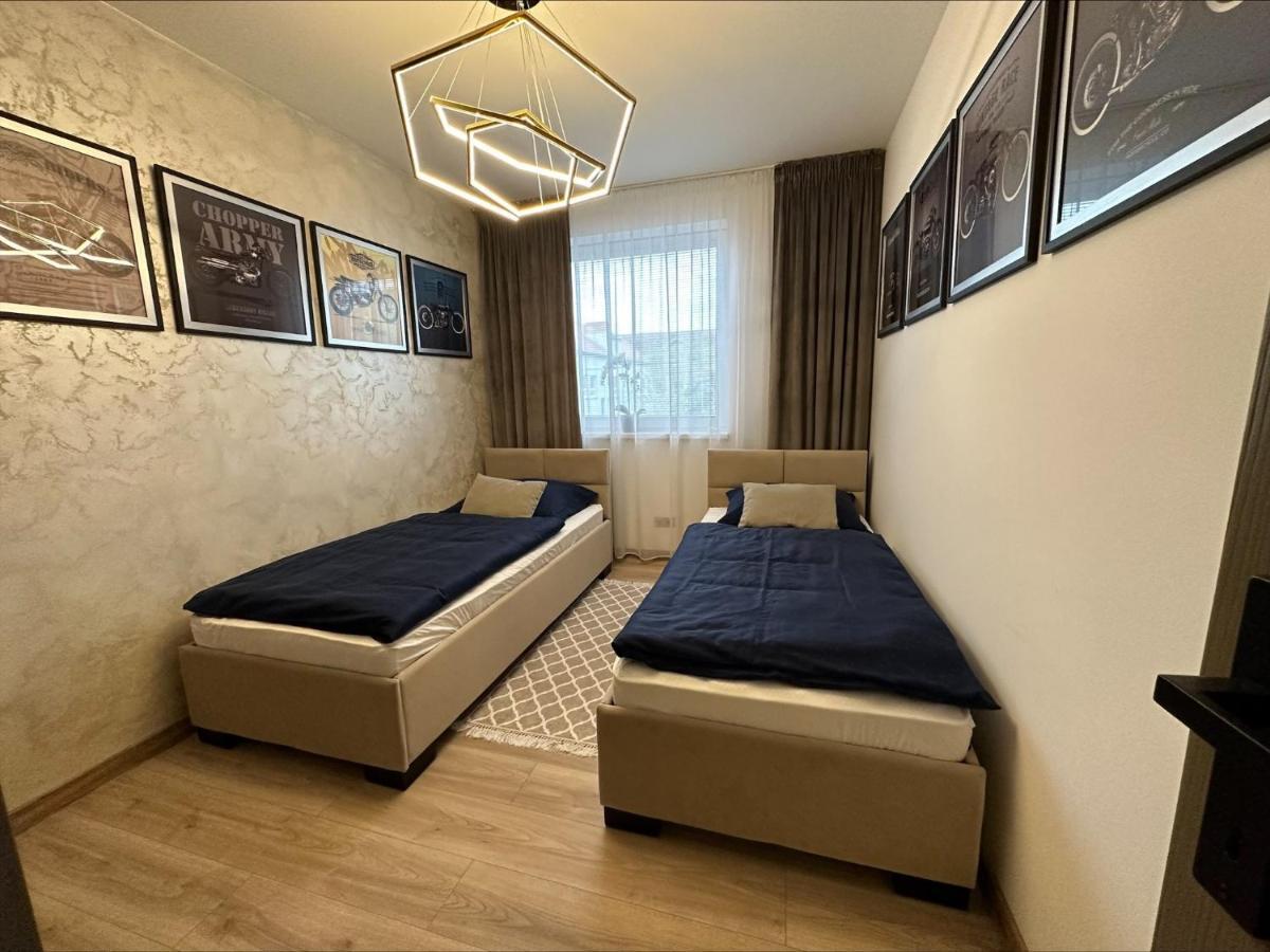Apartman Matko Levice Exteriör bild